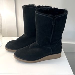 Koolaburra by Ugg “Koola Slim Short” boots | black suede | women’s size 8